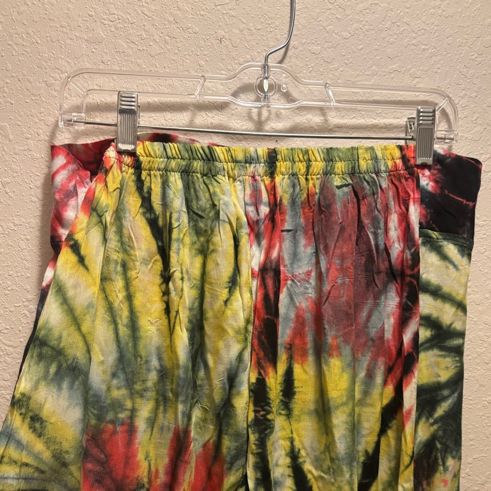 Rhea Tie Dye Harem Pants NWT Boho Festival Flowy Large Red Yellow - Picture 3 of 5